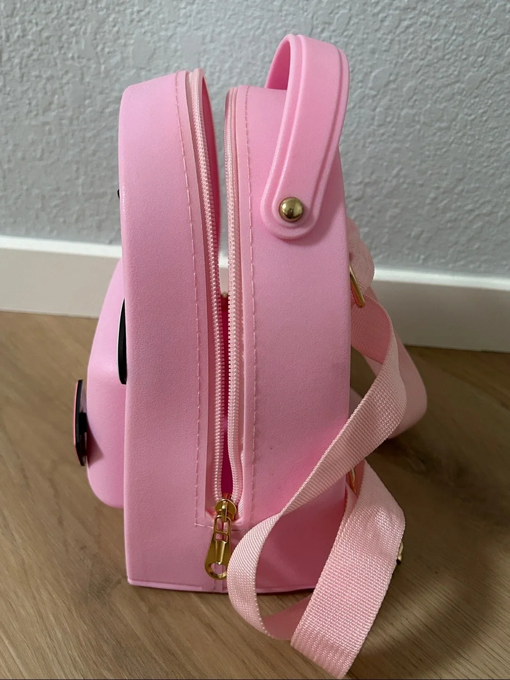 Silicone Jelly Kids Backpack-with 5 Fun Crocs Charms plus FREE Jibbitz   Charm